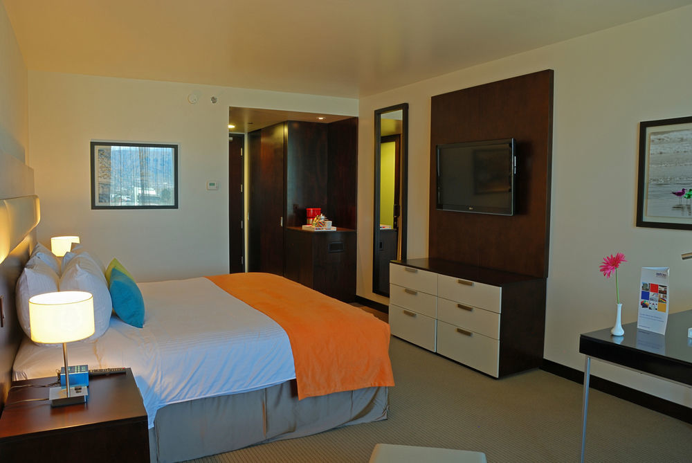 D Sabana Hotel San Jose  Eksteriør bilde A room at the Hilton San Francisco Airport